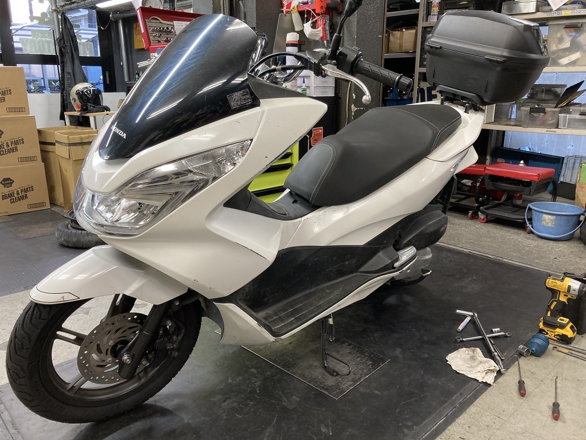 ホンダ PCX125 ミシュランシティグリップ2前後タイヤ交換他: バイク用品店ナップス - 港北店ブログ